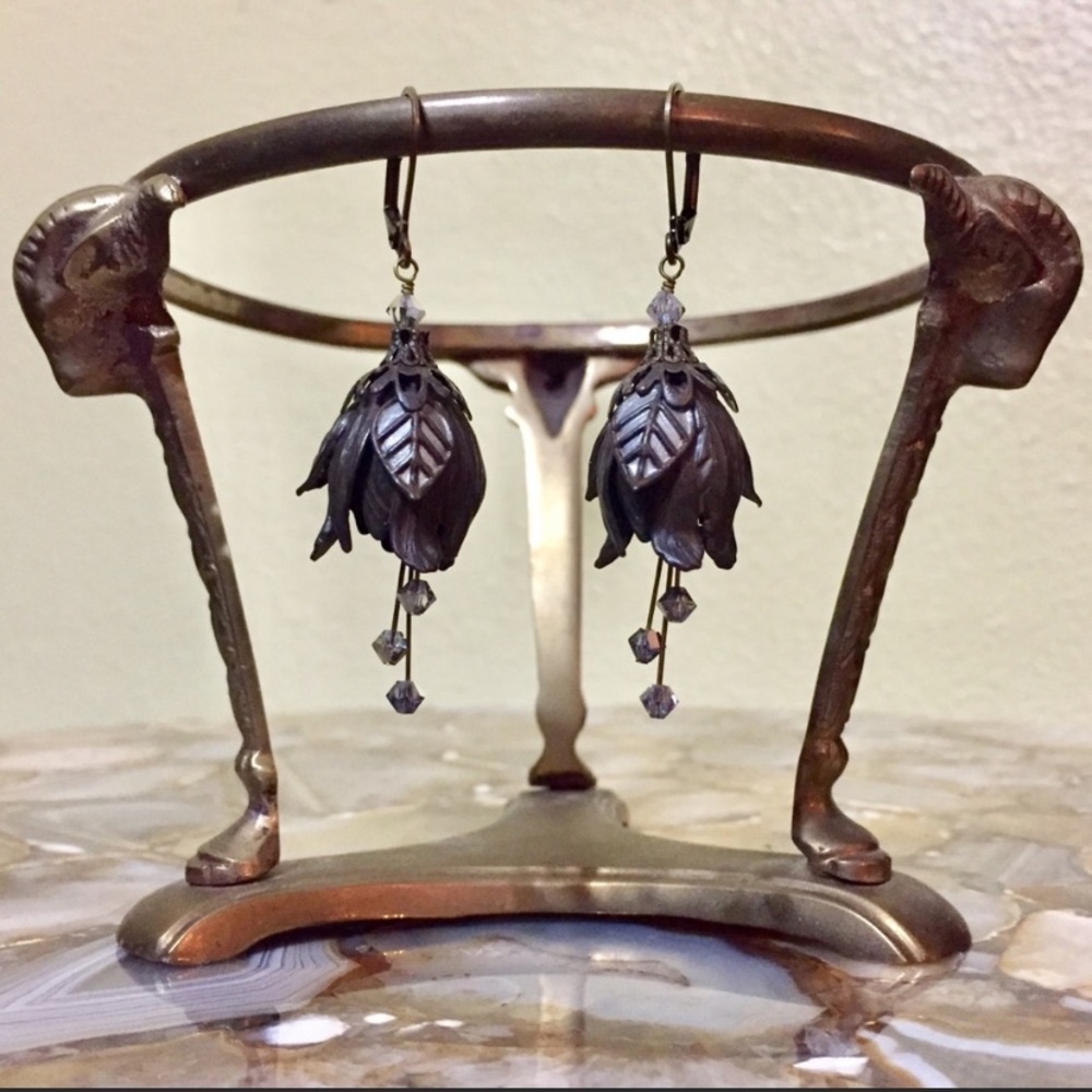 NoMonet Flower Fairy Earrings "Modern Love"